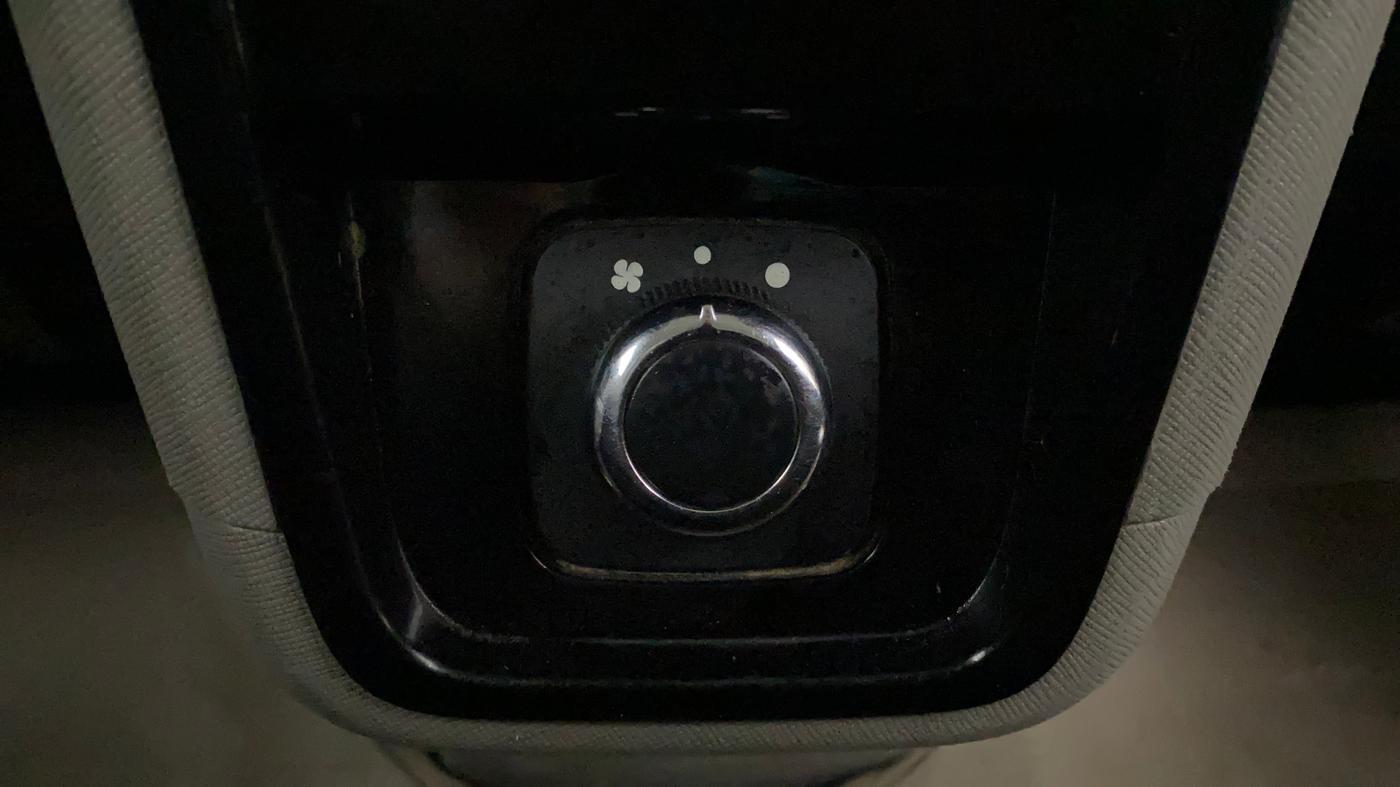 2018 Tata NEXON XZA PLUS DIESEL, Diesel, Automatic, 1,12,209 km, Rear AC Temperature Control