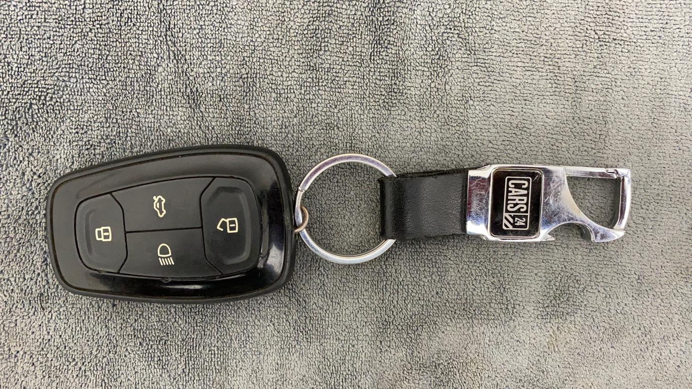 2018 Tata NEXON XZA PLUS DIESEL, Diesel, Automatic, 1,12,209 km, Key Close Up