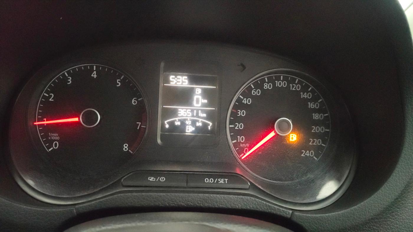 2021 Volkswagen Polo COMFORTLINE 1.0L TSI, Petrol, Manual, 36,511 km, Odometer Image