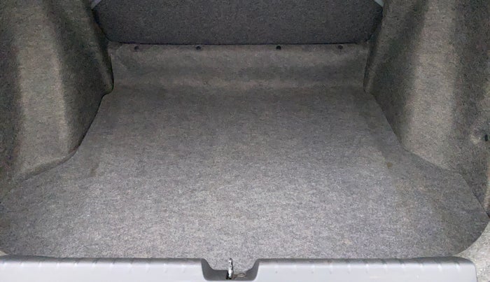 2015 Honda City VX MT PETROL, Petrol, Manual, 56,318 km, Boot Inside View