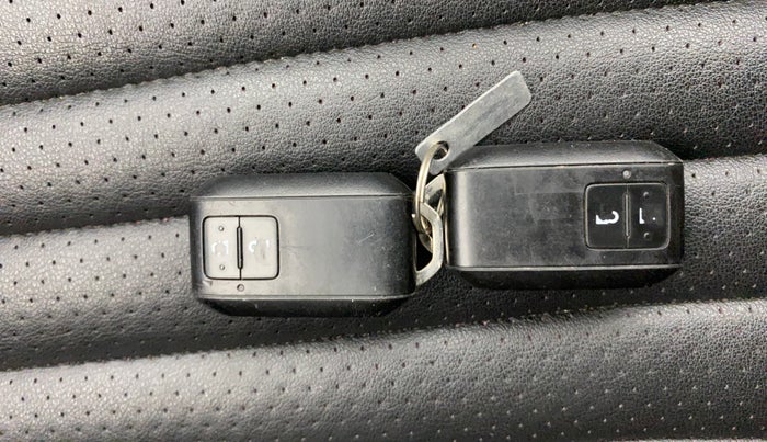 2019 Maruti Baleno ZETA CVT PETROL 1.2, Petrol, Automatic, 56,511 km, Key Close Up