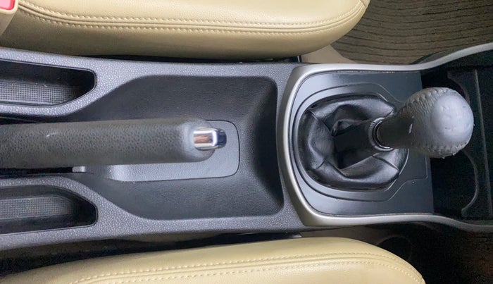 2017 Honda City 1.5L I-VTEC VX, Petrol, Manual, 66,489 km, Gear Lever