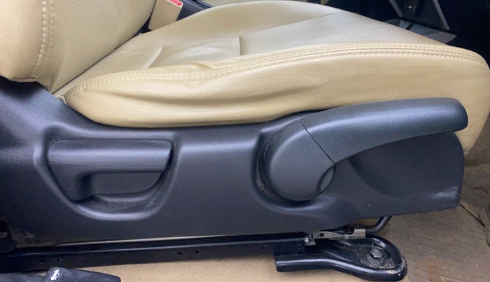 2017 Honda City 1.5L I-VTEC VX, Petrol, Manual, 66,489 km, Driver Side Adjustment Panel