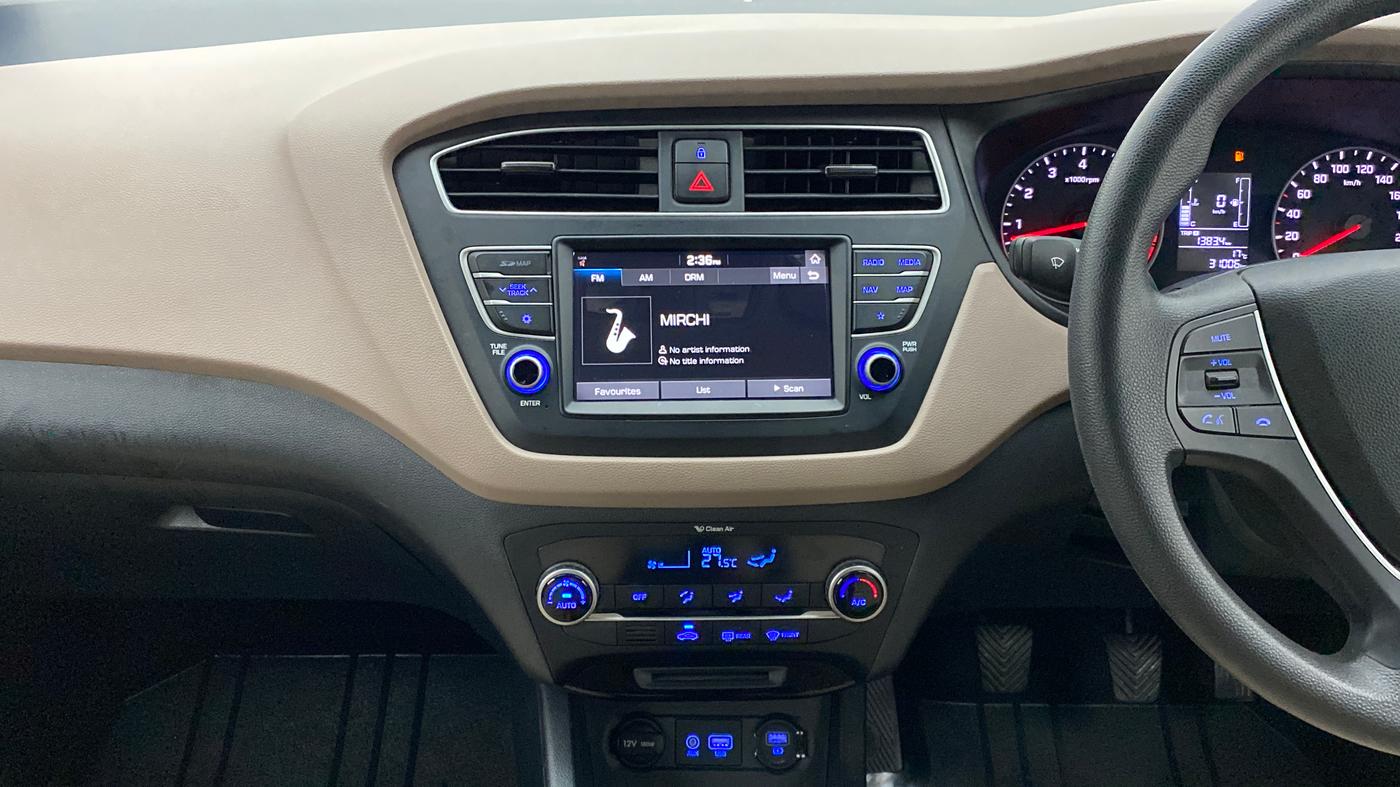 2018 Hyundai Elite i20 ASTA 1.2, Petrol, Manual, 31,044 km, Air Conditioner