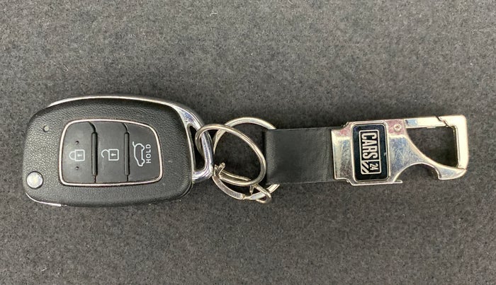 2018 Hyundai Elite i20 ASTA 1.2, Petrol, Manual, 31,044 km, Key Close Up