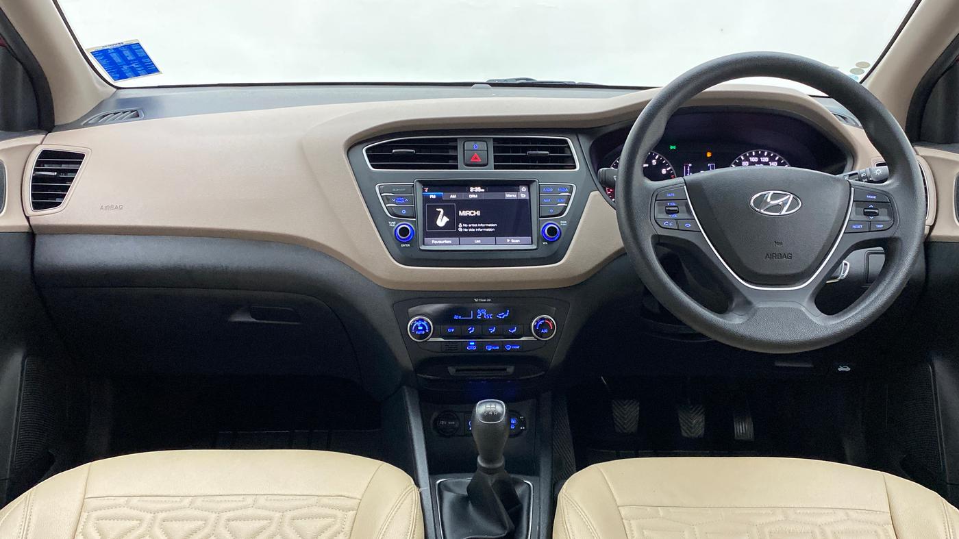 2018 Hyundai Elite i20 ASTA 1.2, Petrol, Manual, 31,044 km, Dashboard