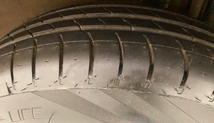 2017 Nissan Micra XL CVT FASHION EDITION, Petrol, Automatic, 80,674 km, Left Rear Tyre Tread