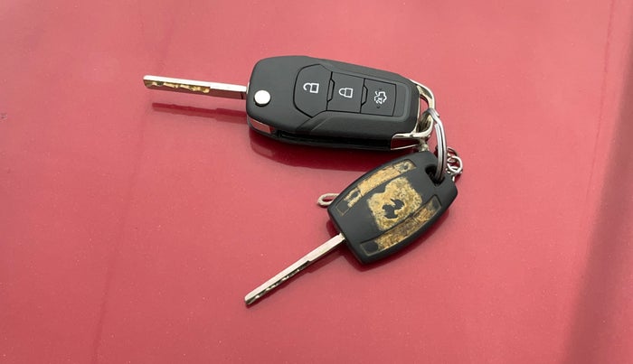 2016 Ford New Figo TREND 1.2 PETROL, Petrol, Manual, 52,602 km, Key Close Up