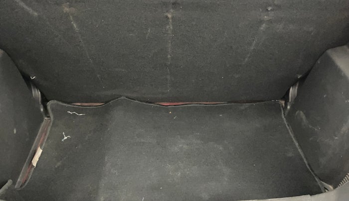 2016 Ford New Figo TREND 1.2 PETROL, Petrol, Manual, 52,602 km, Boot Inside