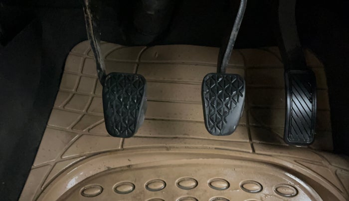 2016 Ford New Figo TREND 1.2 PETROL, Petrol, Manual, 52,602 km, Pedals