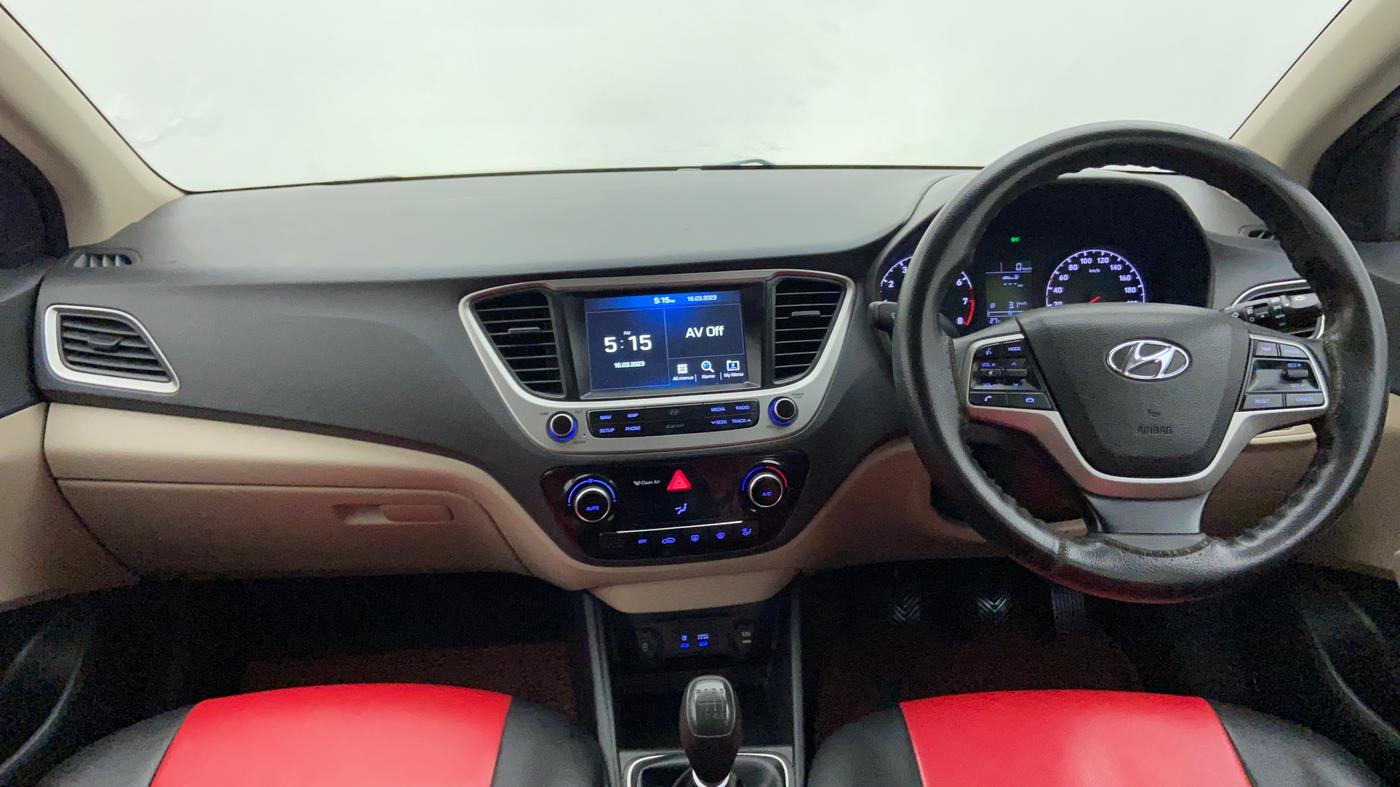 2018 Hyundai Verna 1.6 VTVT SX, Petrol, Manual, 42,093 km, Dashboard