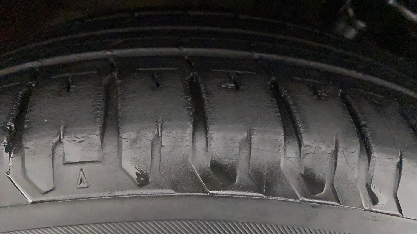 2018 Hyundai Verna 1.6 VTVT SX, Petrol, Manual, 42,093 km, Right Rear Tyre Tread
