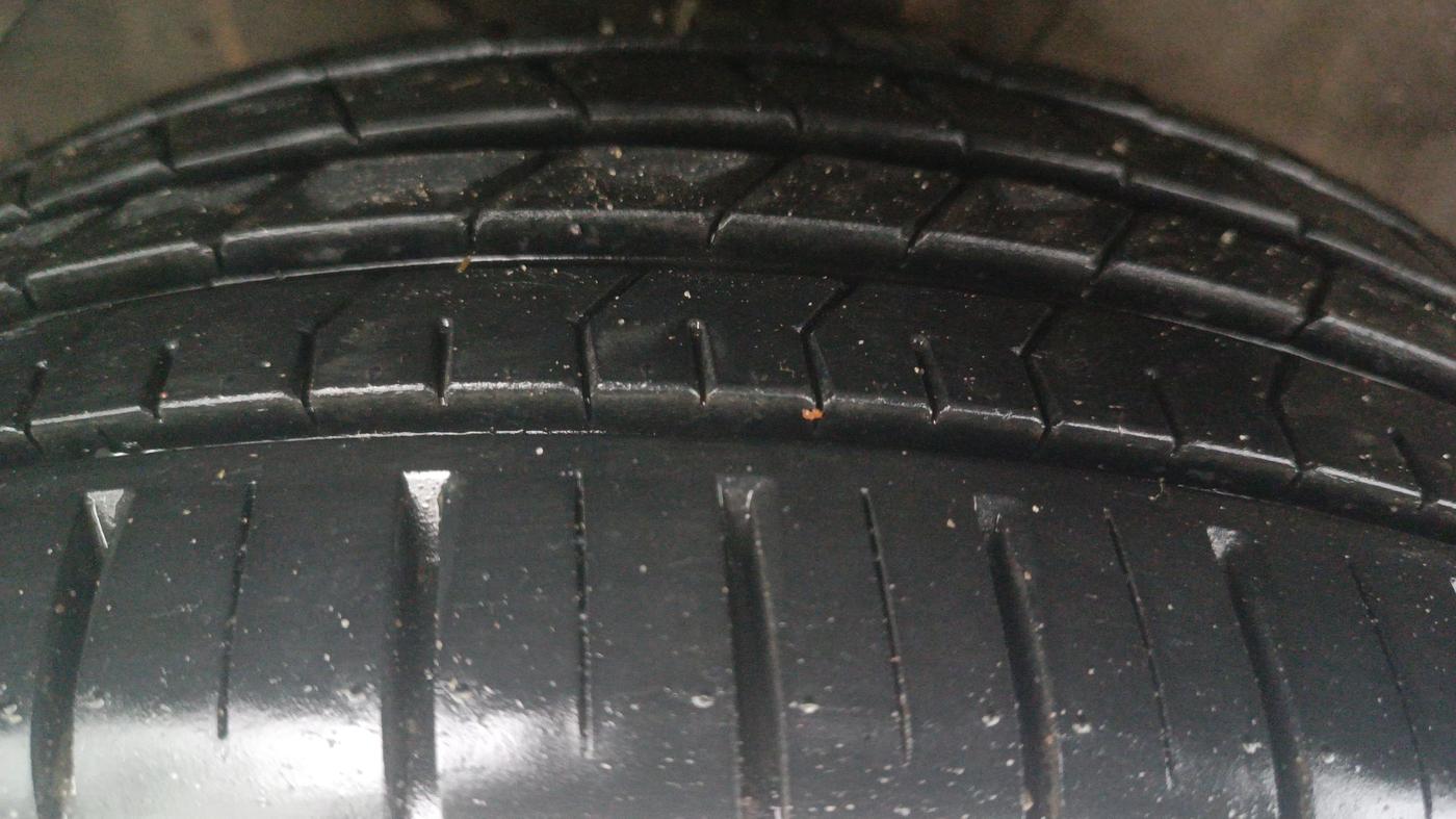 2018 Maruti Baleno ALPHA PETROL 1.2, Petrol, Manual, 42,165 km, Left Front Tyre Tread