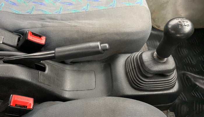 2017 Maruti Eeco 5 STR WITH AC PLUSHTR, Petrol, Manual, 58,425 km, Gear Lever