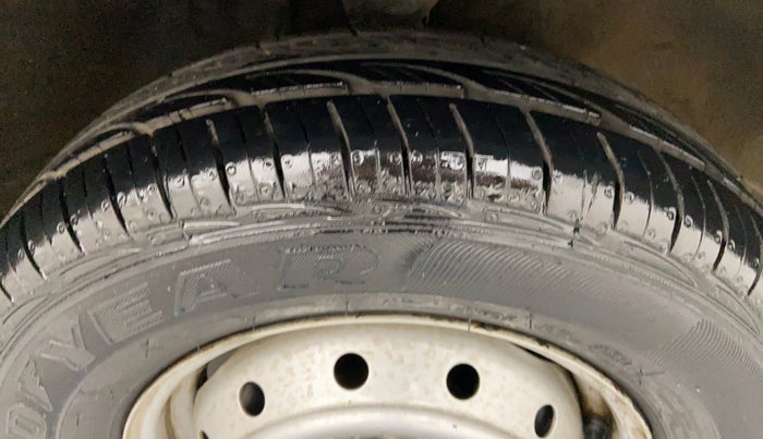 2012 Maruti Alto LXI, Petrol, Manual, 40,039 km, Right Front Tyre Tread