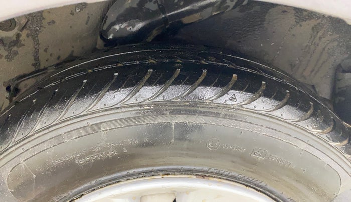 2014 Hyundai i10 MAGNA 1.1, Petrol, Manual, 40,603 km, Left Rear Tyre Tread