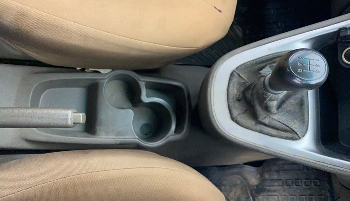 2014 Hyundai i10 MAGNA 1.1, Petrol, Manual, 40,603 km, Gear Lever