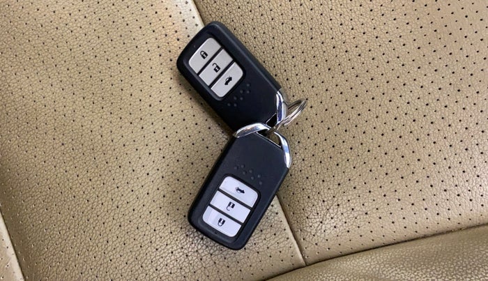 2014 Honda City 1.5L I-VTEC VX, Petrol, Manual, 64,321 km, Key Close Up