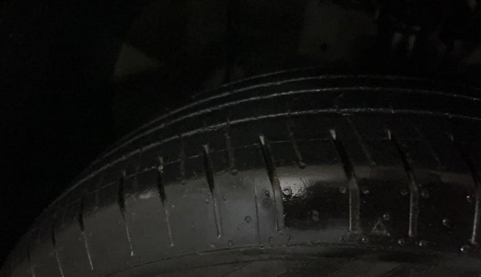 2022 Hyundai Creta S PLUS KNIGHT 1.5 PETROL, Petrol, Manual, 40,029 km, Right Front Tyre Tread