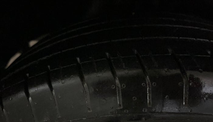 2022 Hyundai Creta S PLUS KNIGHT 1.5 PETROL, Petrol, Manual, 40,029 km, Right Rear Tyre Tread