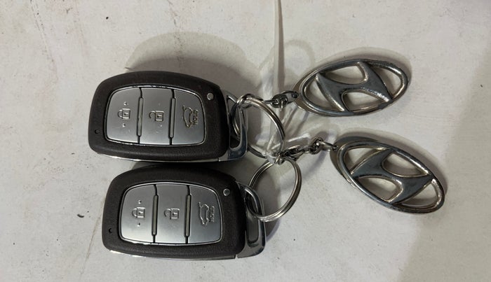 2022 Hyundai Creta S PLUS KNIGHT 1.5 PETROL, Petrol, Manual, 40,029 km, Key Close Up