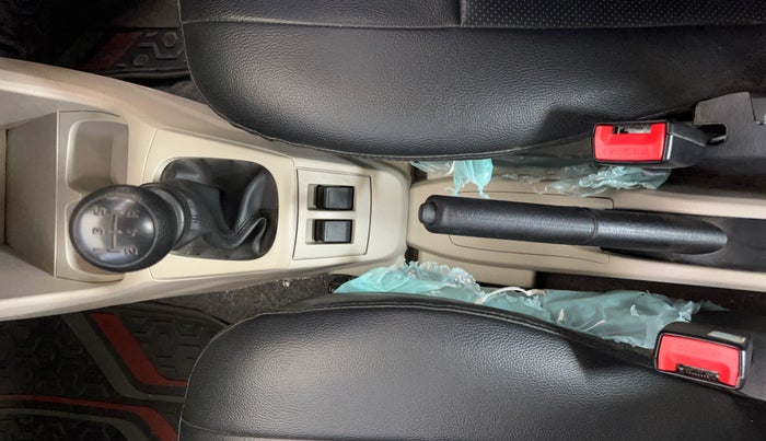 2022 Maruti Alto VXI, Petrol, Manual, 24,719 km, Gear Lever