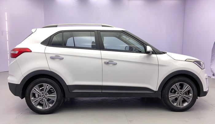 2017 Hyundai Creta SX PLUS AT 1.6 PETROL, Petrol, Automatic, 68,708 km, Right Side View