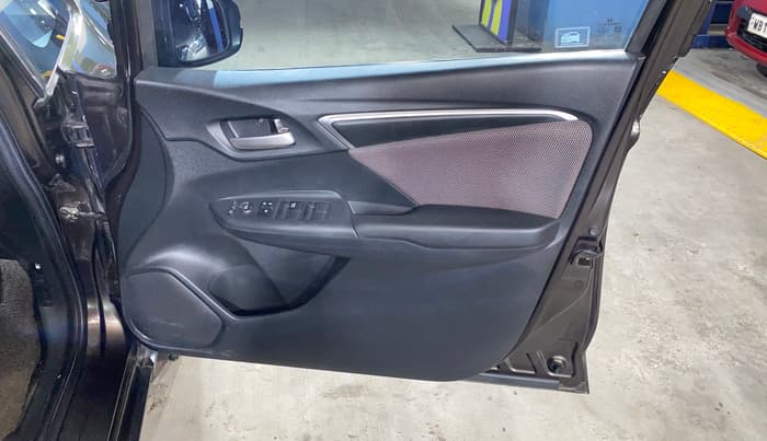 2018 Honda WR-V 1.2L I-VTEC VX MT, Petrol, Manual, 80,258 km, Driver Side Door Panels Control
