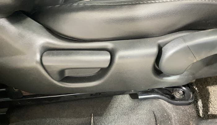 2018 Honda WR-V 1.2L I-VTEC VX MT, Petrol, Manual, 80,258 km, Driver Side Adjustment Panel