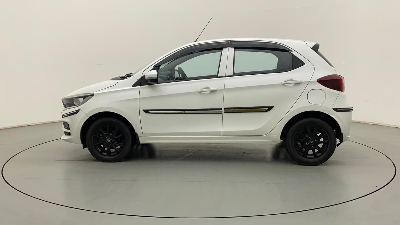 2021 Tata Tiago XT LIMITED EDITION PETROL, Petrol, Manual, 26,112 km, Left Side
