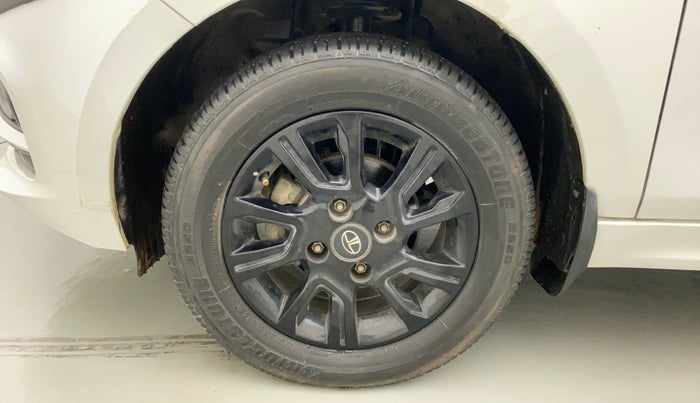 2021 Tata Tiago XT LIMITED EDITION PETROL, Petrol, Manual, 26,112 km, Left Front Wheel