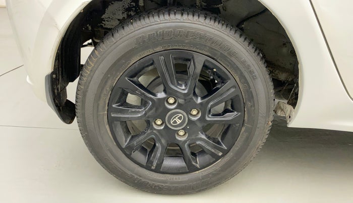 2021 Tata Tiago XT LIMITED EDITION PETROL, Petrol, Manual, 26,112 km, Right Rear Wheel