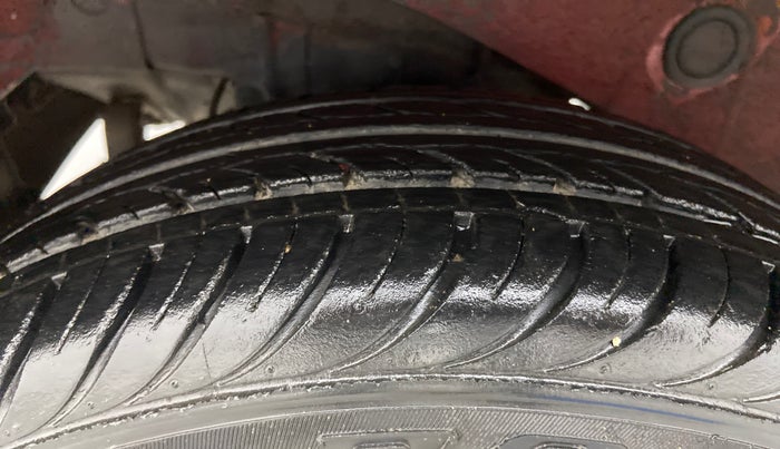 2012 Hyundai Santro Xing GLS, Petrol, Manual, 45,549 km, Right Rear Tyre Tread