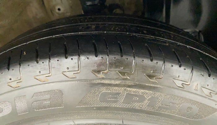 2022 Maruti Celerio VXI CNG, CNG, Manual, 39,007 km, Right Front Tyre Tread