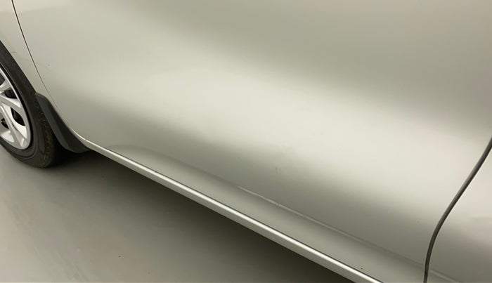 2022 Maruti Celerio VXI CNG, CNG, Manual, 39,007 km, Front passenger door - Slightly dented