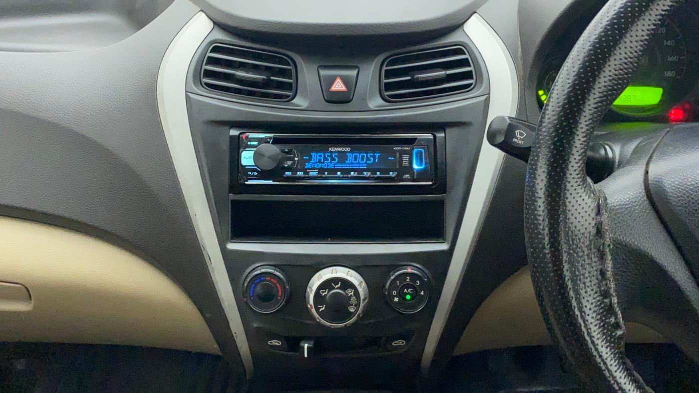 2017 Hyundai Eon ERA +, Petrol, Manual, 74,740 km, Air Conditioner