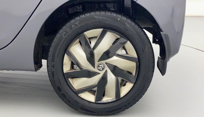 2017 Hyundai Eon ERA +, Petrol, Manual, 74,740 km, Left Rear Wheel