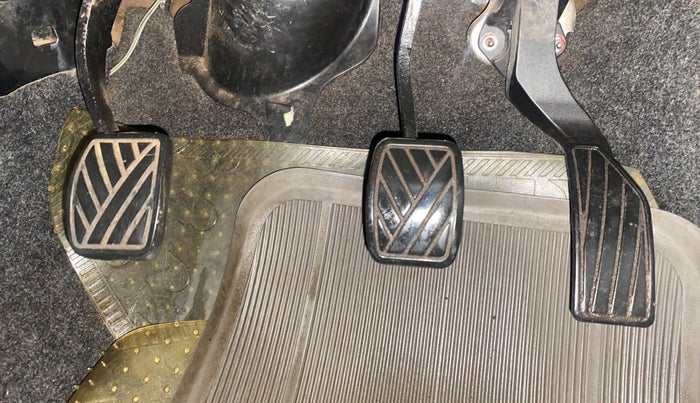 2011 Maruti Ritz VDI, Diesel, Manual, 60,841 km, Pedals