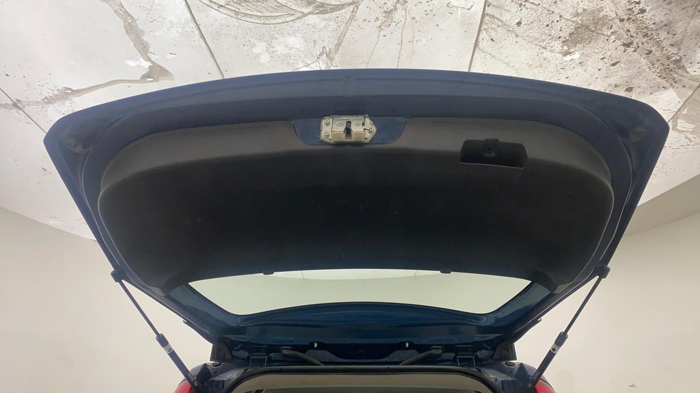 2011 Maruti Ritz VDI, Diesel, Manual, 60,841 km, Boot Door Open