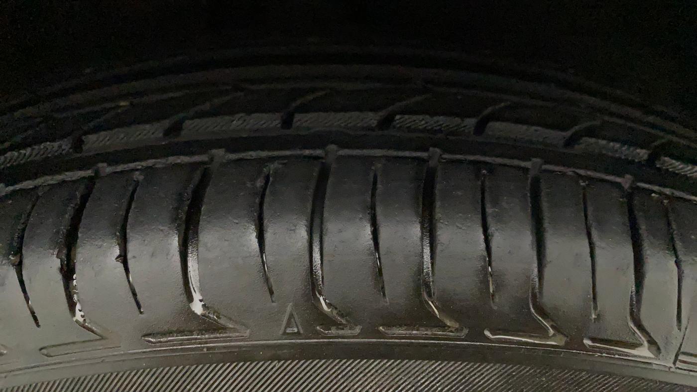 2011 Maruti Ritz VDI, Diesel, Manual, 60,841 km, Right Rear Tyre Tread