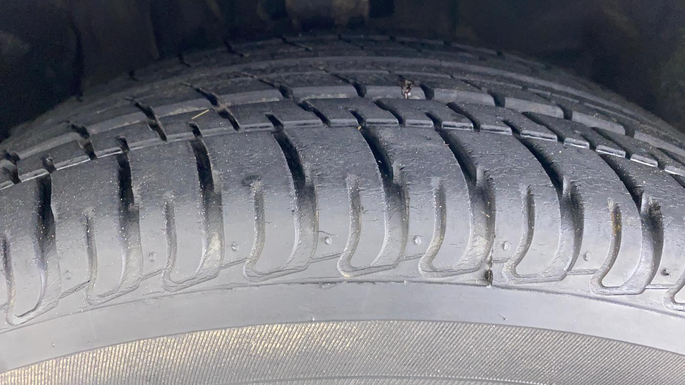 2011 Honda Accord 2.4L I-VTEC MT, Petrol, Manual, 77,475 km, Left Front Tyre Tread