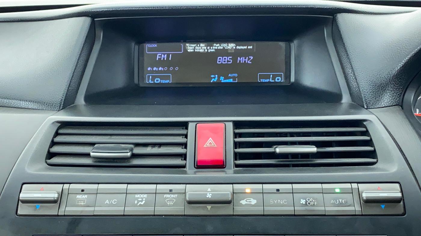 2011 Honda Accord 2.4L I-VTEC MT, Petrol, Manual, 77,475 km, Automatic Climate Control