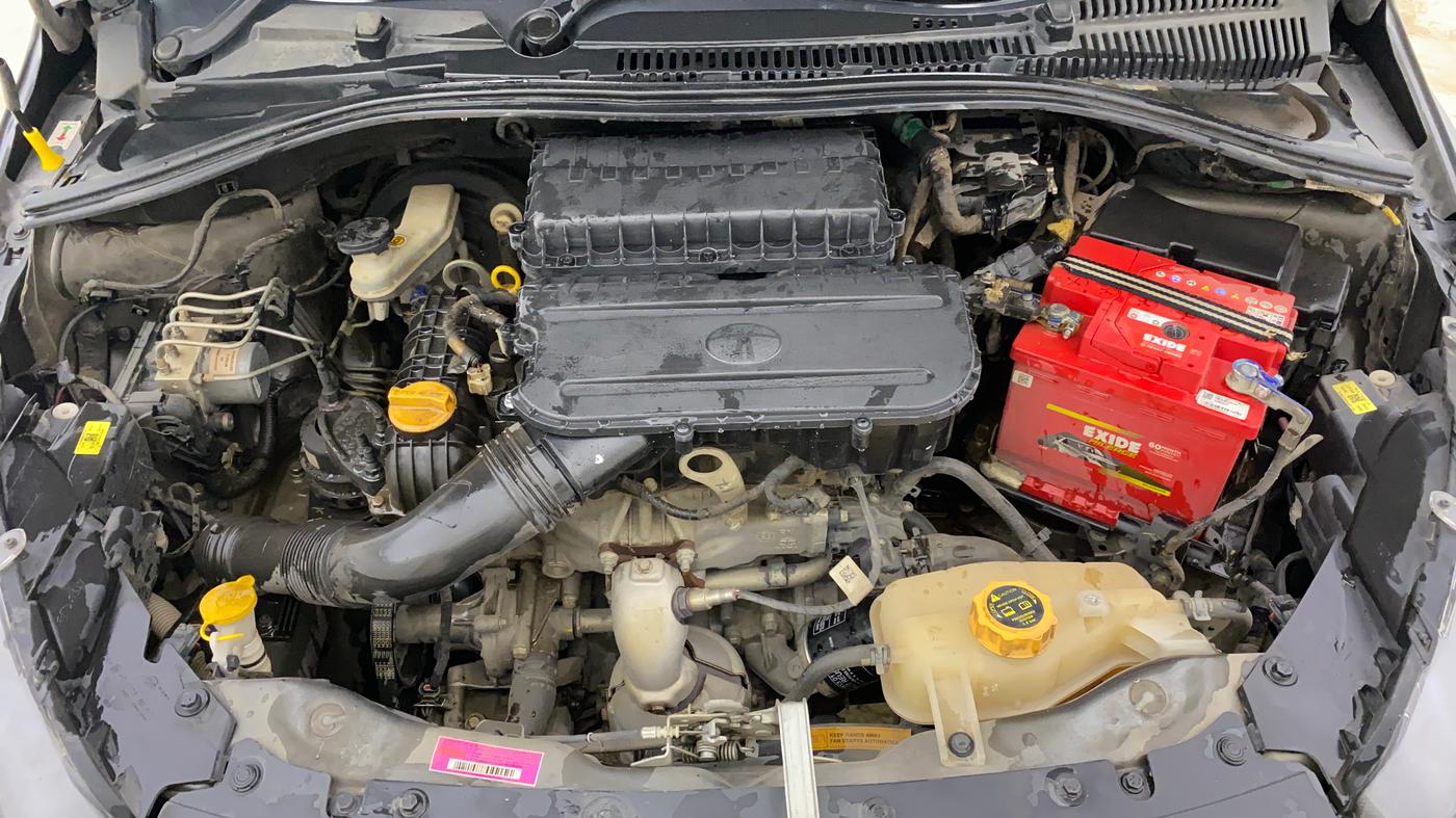 2023 Tata TIGOR XM CNG, CNG, Manual, 98,289 km, Engine View