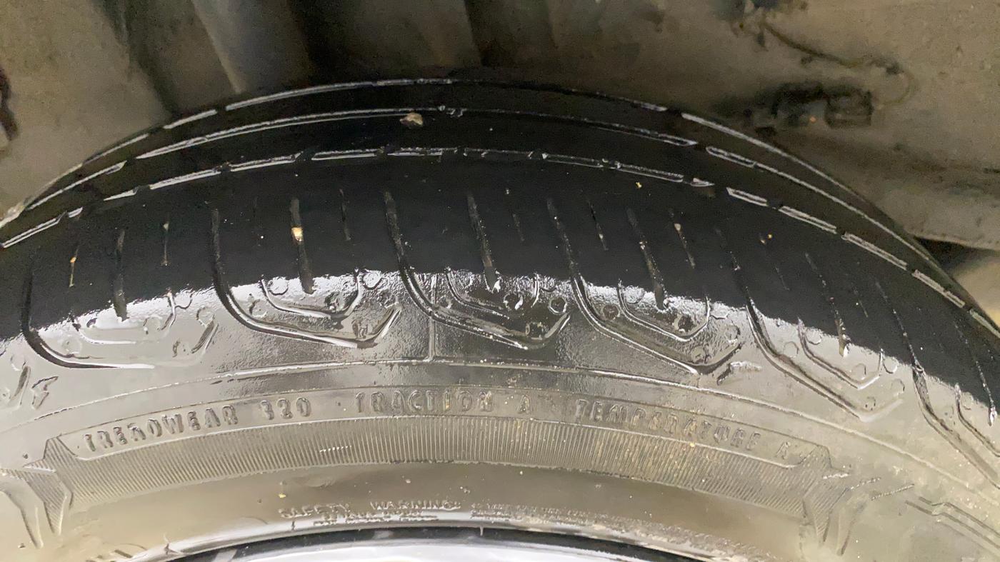 2023 Tata TIGOR XM CNG, CNG, Manual, 98,289 km, Right Rear Tyre Tread