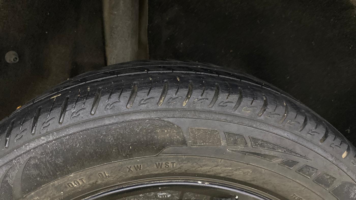 2019 Maruti Vitara Brezza ZDI, Diesel, Manual, 94,605 km, Right Rear Tyre Tread