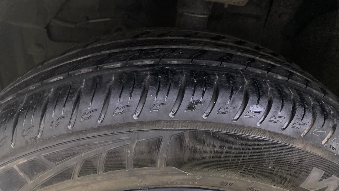 2019 Maruti Vitara Brezza ZDI, Diesel, Manual, 94,605 km, Left Front Tyre Tread