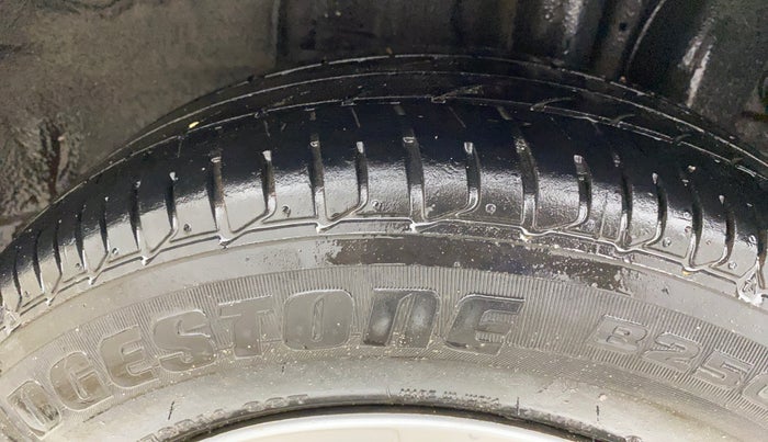 2017 Hyundai Elite i20 SPORTZ 1.2, Petrol, Manual, 74,650 km, Left Rear Tyre Tread