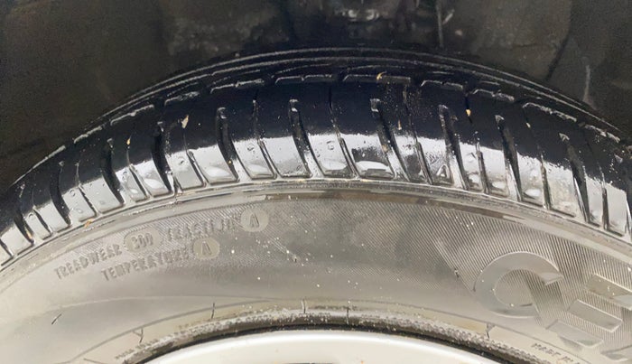 2017 Hyundai Elite i20 SPORTZ 1.2, Petrol, Manual, 74,650 km, Right Front Tyre Tread