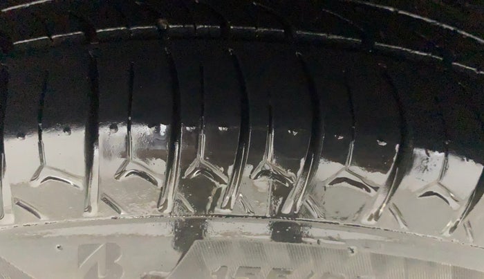 2014 Hyundai i10 SPORTZ 1.1, Petrol, Manual, 68,639 km, Right Rear Tyre Tread