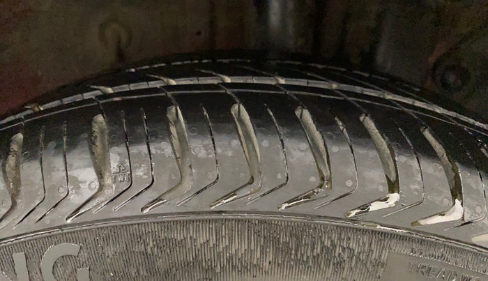 2019 Hyundai Elite i20 ASTA 1.2 (O), Petrol, Manual, 46,282 km, Left Rear Tyre Tread